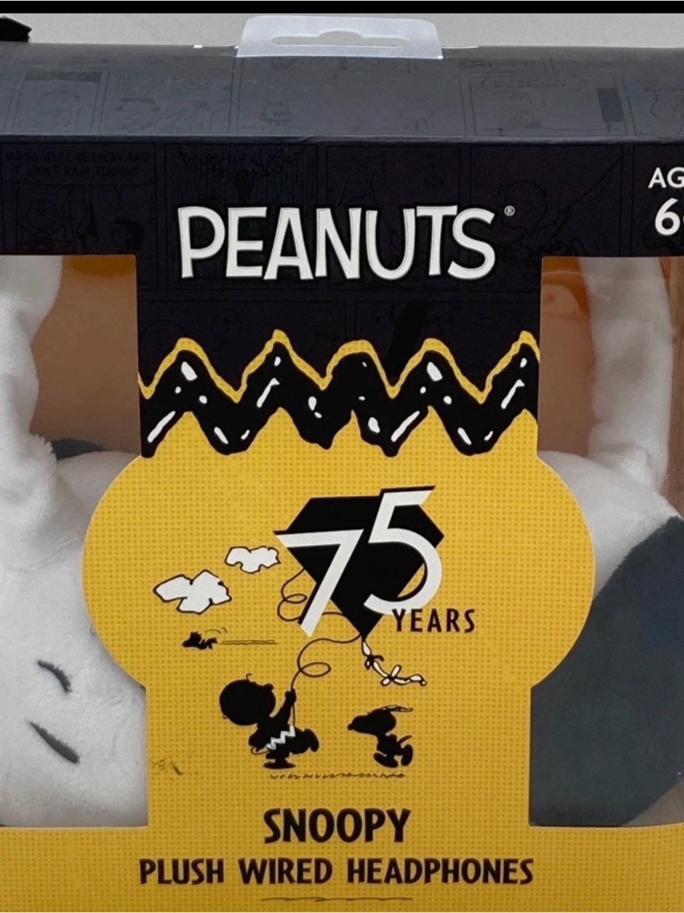 Peanuts Snoopy plush wired headphones NEW
